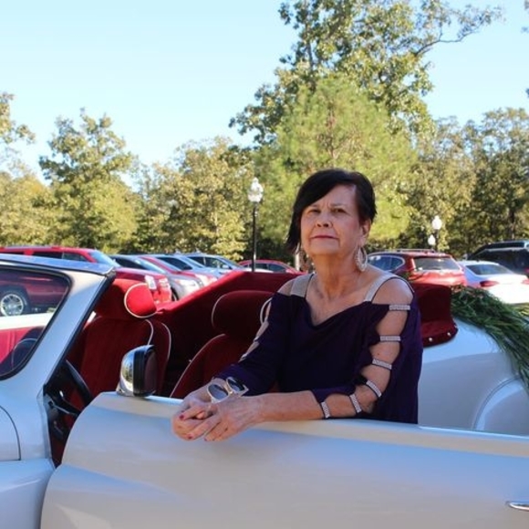 Meet your Posher, Janice - Picture 1 of 1